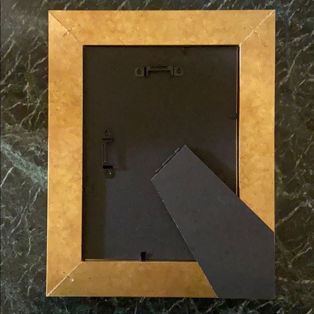 Picture frame - Picture 3 of 4